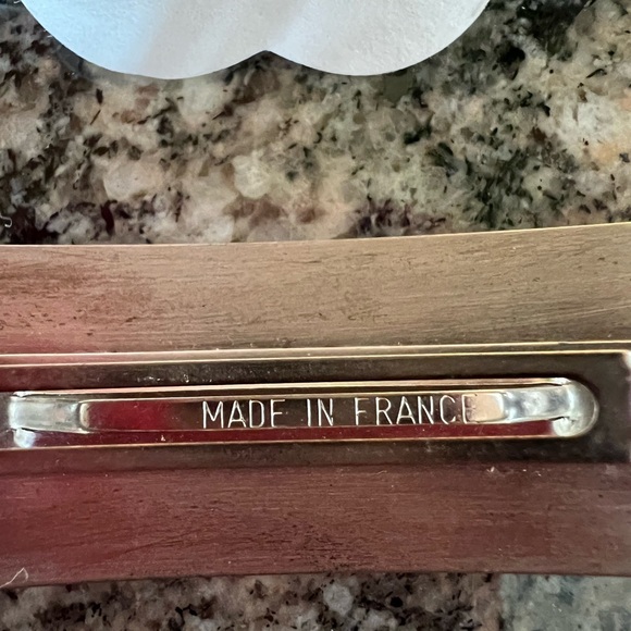 CHANEL Vintage Hair Clip - Picture 4 of 7